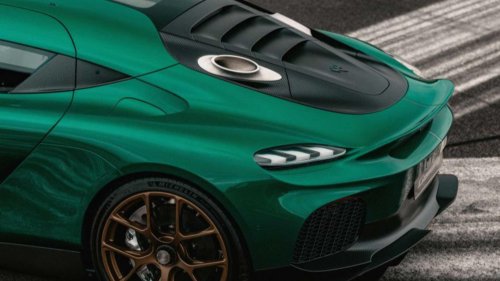 SuperCar, The smallest engine ever to power a production supercar