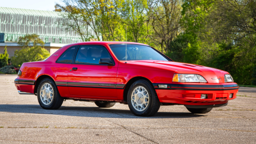Lincoln, Lincoln Mark VIII: The unexpected 1990s performance king