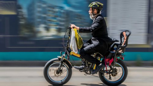 10 Pros &amp; 10 Cons Of E-Bikes