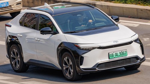 10 Things Everyone Hates About Toyota's bZ4X &amp; 10 Redeeming Qualities