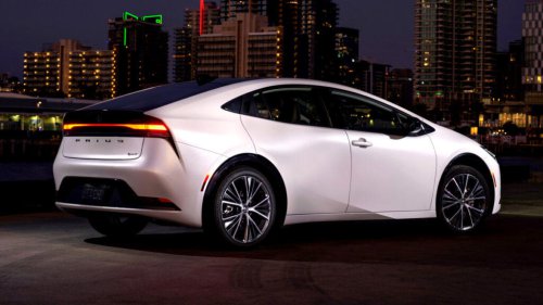 【トヨタの本気】新型プリウス、燃費も走りも妥協なし…“静かな革命”が始まる