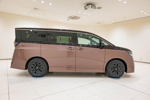 日産が新型「エルグランド」を発表 「プレミアムミニバンを再創出」と意気込む【ジャパンモビリティショー2025】