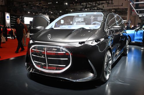 メルセデスブースには日本初公開モデルが一挙集結【ジャパンモビリティショー2025】