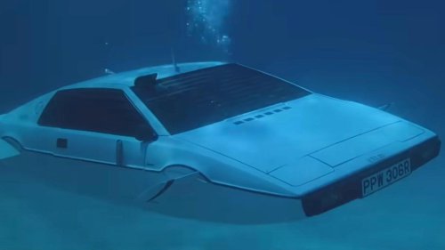 The 10 Nicest James Bond Cars &amp; 10 Awesome Features They Have