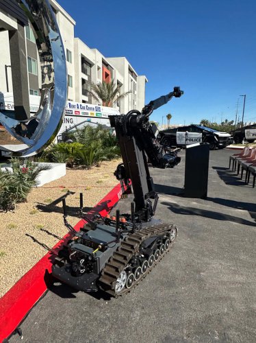 Las Vegas police unveil new Cybertruck fleet