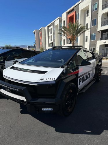 Cybertruck, Las Vegas police unveil new Cybertruck fleet