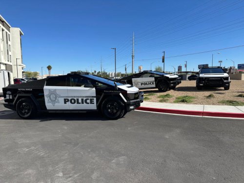 Las Vegas police unveil new Cybertruck fleet