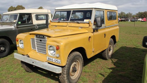 The 10 Nicest James Bond Cars &amp; 10 Awesome Features They Have