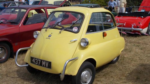 20 Most Recognizable Cars From Movies Or TV