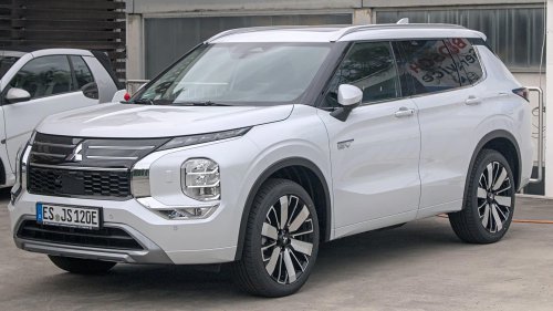 The 10 Most Prominent Japanese Car Brands &amp; 10 That Are No Longer Exist