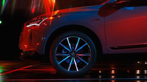 What makes the Acura RDX a timeless SUV favorite among fans