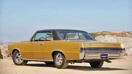 Pontiac, Muscle Cars, The Tiger Gold Pontiac GTO Was One Of The Rarest Muscle Cars In The '60s