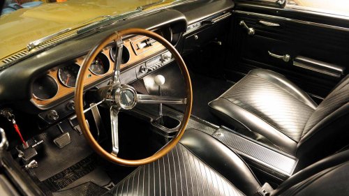 Pontiac, Muscle Cars, The Tiger Gold Pontiac GTO Was One Of The Rarest Muscle Cars In The '60s