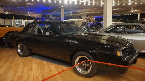 These American-Made Muscle Cars Revolutionized The Industry
