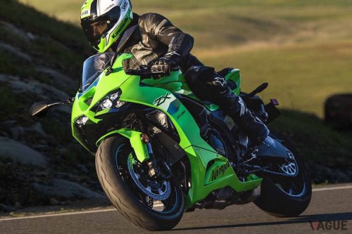 それでも軽自動車の2倍のパワーがあるのね 走りがシビれる国内メーカー「ミドルクラス・スーパースポーツ」3選