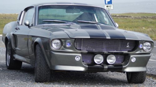 Muscle Cars, 9 vintage muscle cars that were built for straight-line speed