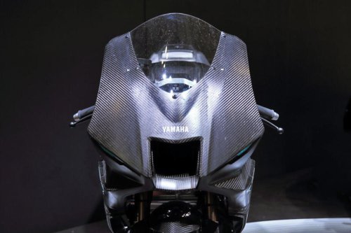 ヤマハの黒い三連星? 電動バイク3車種の詳細を実物で確認