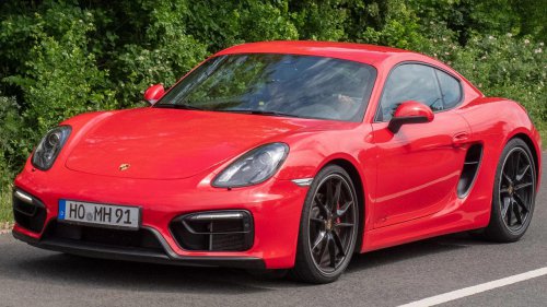 12 Best scenic drives for sports car enthusiasts