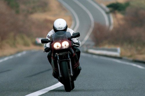 究極のコンプリートマシン・ヨシムラ「トルネード1200ボンネビル」（1987-88年）を解説｜GSX-R1100をベースとした世界最速のストリートバイクが誕生