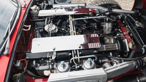 Jaguar, Jaguar V12: The World’s Longest-Produced and Most Unreliable V12 Engine Explained