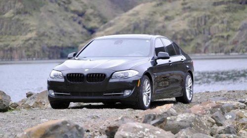 10 cheap V8 sedans that still feel like a supercar in 2026