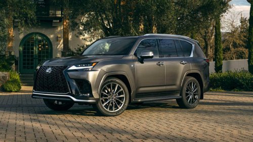 SUVs that can tow 7,000 pounds - and more
