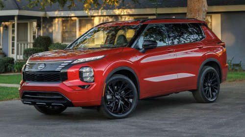 2026 Nissan Rogue PHEV vs. 2026 Mitsubishi Outlander PHEV: Three-row SUVs compared