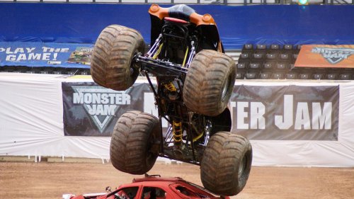 20 Reasons Why People Love Watching Monster Trucks