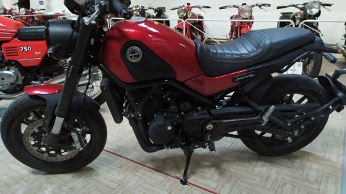 20 Motorcycles That Look Like Dirt Bikes