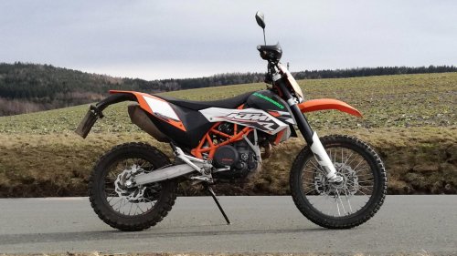 20 Motorcycles That Look Like Dirt Bikes