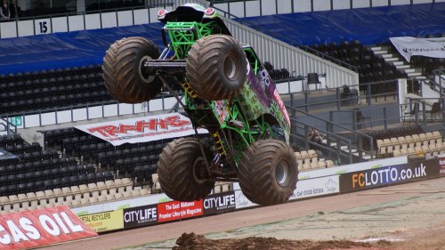 20 Reasons Why People Love Watching Monster Trucks
