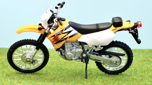 20 Motorcycles That Look Like Dirt Bikes