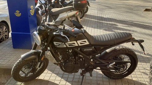 20 Motorcycles That Look Like Dirt Bikes