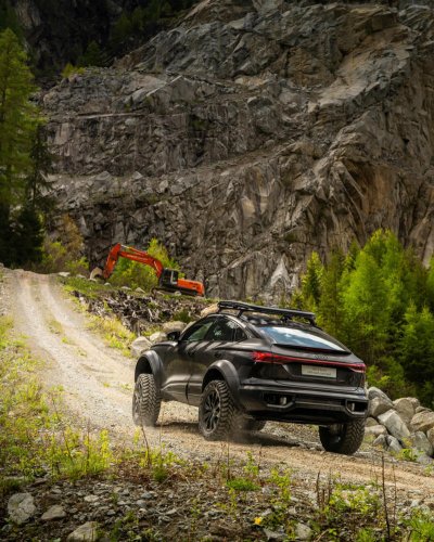 Mercedes, America could field an unexpected Mercedes G-Wagen fighter
