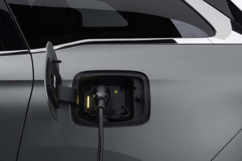 El plan de un lobby del transporte limpio para salvar a los híbridos: "depósitos pequeños y motores eléctricos grandes"