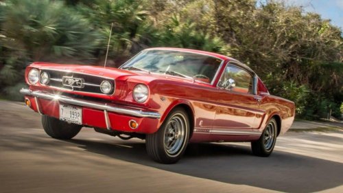 25 Classic Cars That Are a Dad’s Dream Come True