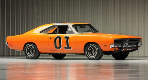 25 Classic Cars That Are a Dad’s Dream Come True