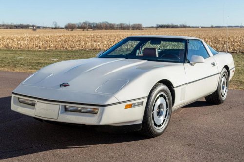 25 Classic Cars That Are a Dad’s Dream Come True