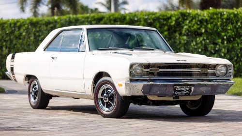 10 Most Powerful Mopar V8s, Ranked