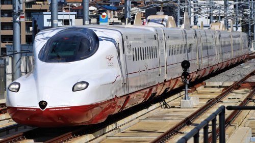 20 Incredible Facts About Japan's Bullet Train, The Shinkansen
