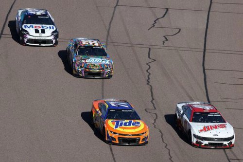 Another NASCAR team ditches Ford with powerful alliance forming