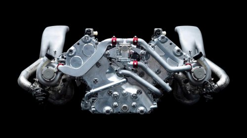 These two V8 engines launched luxury brands, here's how they compare