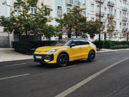 Los 10 coches más vendidos en abril de 2026 en España