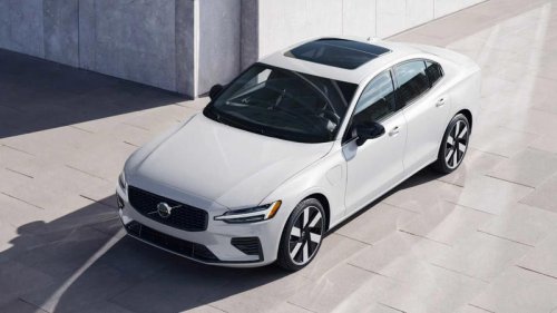 The Volvo S60 Recharge is a bona fide sleeper
