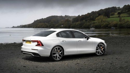 The Volvo S60 Recharge is a bona fide sleeper