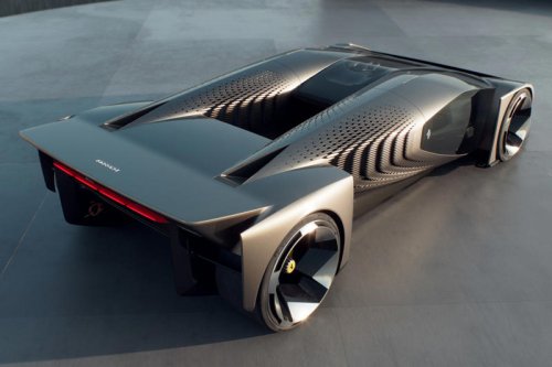 「エンジンがない車？」フェラーリ、史上最も静かなハイパーカーを公開