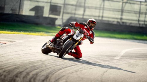 The motorcycle that feels perfect at highway speeds