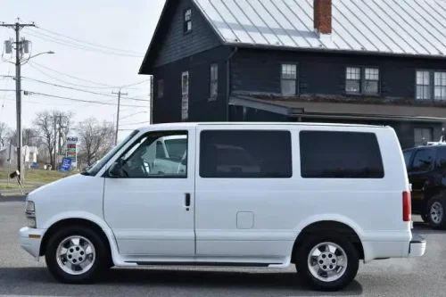 Chevrolet, 2003 Chevrolet Astro For Sale