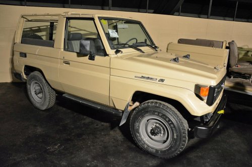 Photos: The world's strangest car collection