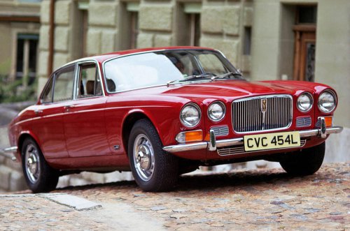 Los coches importantes que ayudaron a salvar la empresa